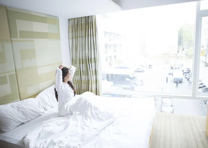 Le Fenix Sukhumvit 11 מלון 3*